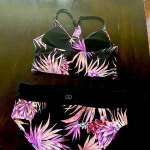 Carrie underwood two-piece swimsuit